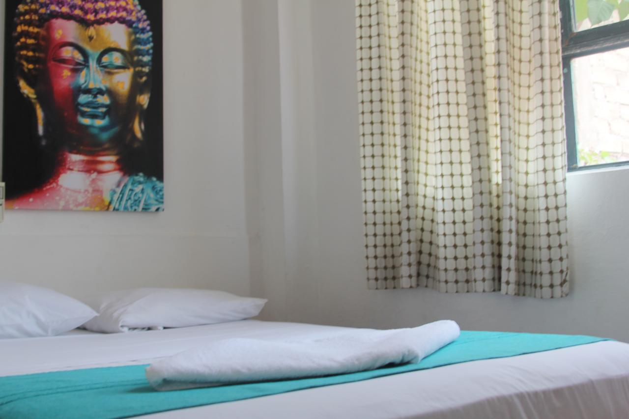 Hotel Mayflower Puerto Escondido  Chambre photo