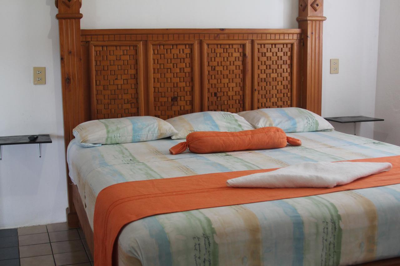 Hotel Mayflower Puerto Escondido  Extérieur photo
