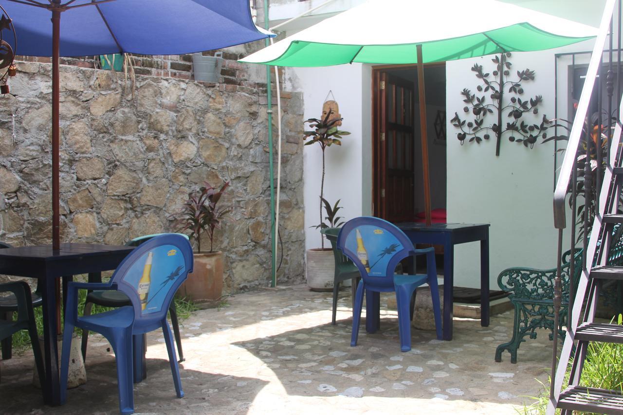 Hotel Mayflower Puerto Escondido  Extérieur photo